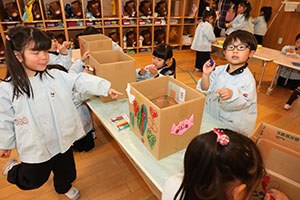 電車の制作　ことり