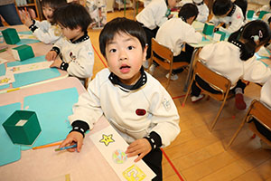 年長さんへのプレゼント　ひまわり・さくら