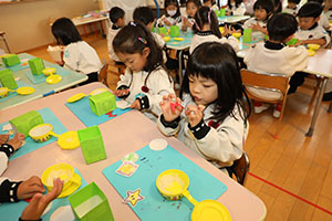 年長さんへのプレゼント　ひまわり・さくら