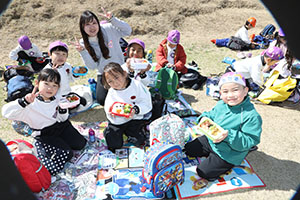 お別れ遠足で南部丘陵公園に行きました　年長組 NO.2