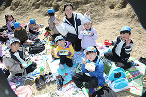 お別れ遠足で南部丘陵公園に行きました　年長組 NO.2