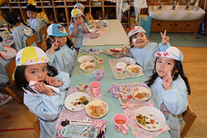 お楽しみ会🎵　こあら・ぱんだ・きりん（ひまわり）　NO．2