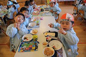 お楽しみ会🎵　こあら・ぱんだ・きりん（ひまわり）　NO．2