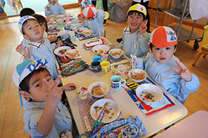 お楽しみ会🎵　こあら・ぱんだ・きりん（ひまわり）　NO．2