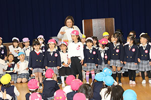 がんばりマンカード　表彰式　年中組