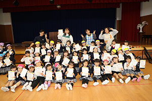 がんばりマンカード　表彰式　年中組