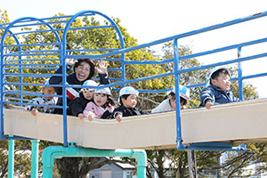 中部公園　遠足楽しかったね　　年少　NO.1