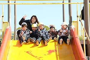 中部公園　遠足楽しかったね　　年少　NO.1