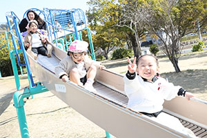中部公園　遠足楽しかったね　　年少　NO.1