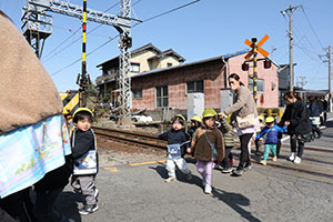 遠足ごっこ　ひよこ・あひる・ぺんぎん　NO．1