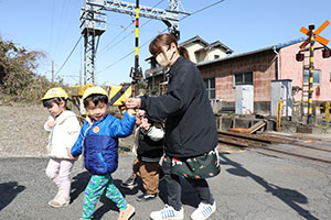 遠足ごっこ　ひよこ・あひる・ぺんぎん　NO．1