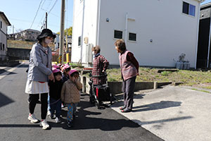 遠足ごっこ　ひよこ・あひる・ぺんぎん　NO．1