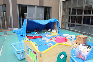 キャンプごっこ　E