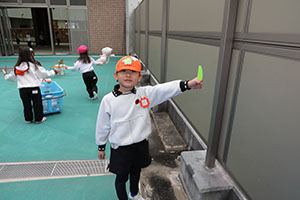 キャンプごっこ　E