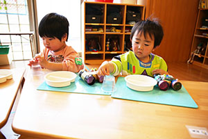 双眼鏡の制作　あひる