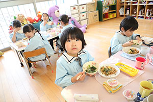 育てたカブいただきます　すみれ