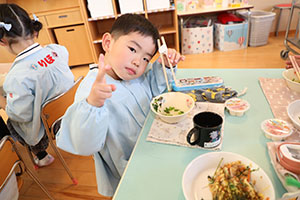 育てたカブいただきます　すみれ