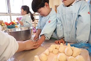 育てたカブいただきます　すみれ