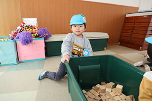 積み木遊び　ぺんぎん