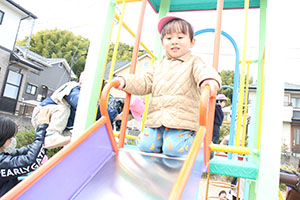 お散歩楽しかったね　ひよこ