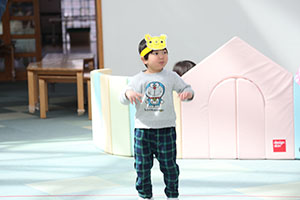 リズム遊び　「森の中の発表会」♪　2歳児クラス