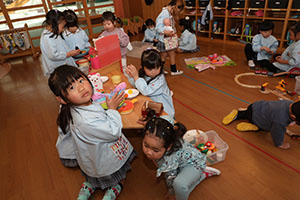 仲良く遊びました　さくら・ひよこ