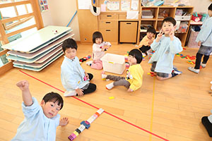 仲良く遊びました　さくら・ひよこ