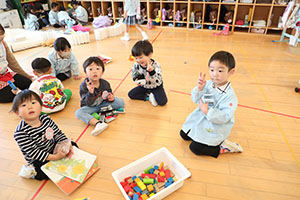 仲良く遊びました　さくら・ひよこ