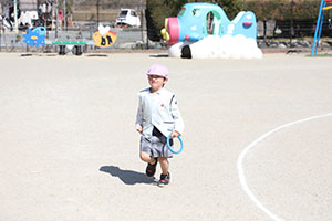 リレーで大盛り上がり！　ばら・すみれ