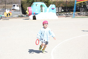 リレーで大盛り上がり！　ばら・すみれ