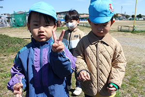 お散歩へでかけました　ぺんぎん