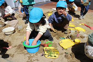 お散歩へでかけました　ぺんぎん