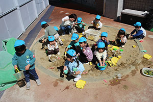 お散歩へでかけました　ぺんぎん