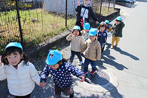 お散歩へでかけました　ぺんぎん