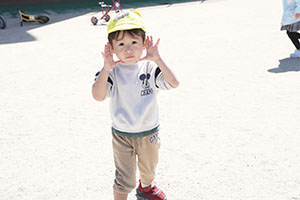 元気いっぱい園庭遊び！　あひる・こあら・ひまわり