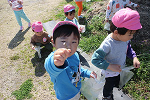 お散歩たのしかったね　ひよこ
