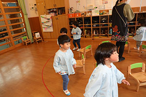 いす取りゲーム　ぺんぎん