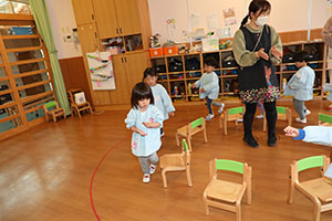 いす取りゲーム　ぺんぎん