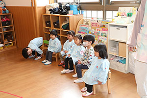 いす取りゲーム　ぺんぎん