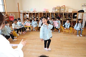 思い出帳渡し　うさぎ・りす・こあら・ぱんだ・きりん