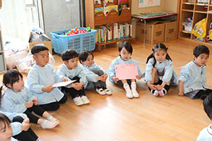 思い出帳渡し　うさぎ・りす・こあら・ぱんだ・きりん