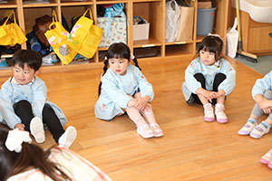 思い出帳渡し　うさぎ・りす・こあら・ぱんだ・きりん