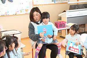 思い出帳渡し　ばら・ひまわり・さくら