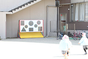 かくれんぼと宝探し　うさぎ