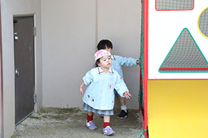 かくれんぼと宝探し　うさぎ