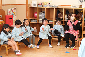 色選びいす取りゲーム　ぱんだ