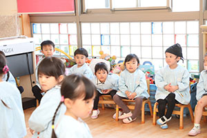 色選びいす取りゲーム　ぱんだ